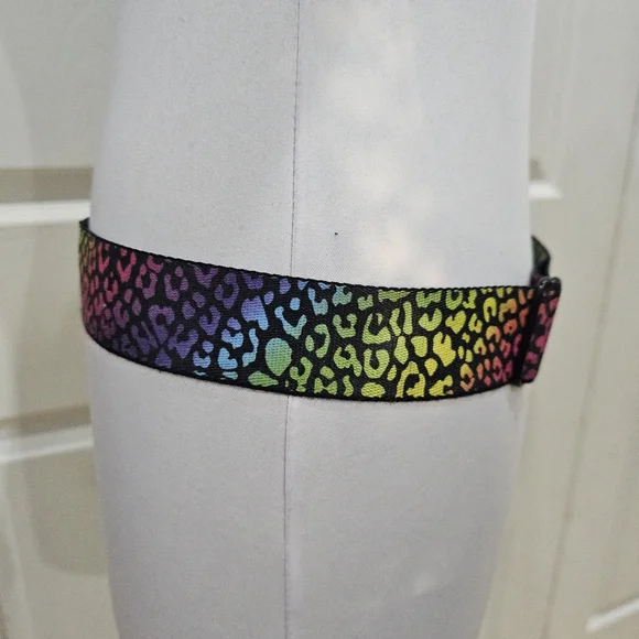 Vintage Y2K Hot Topic Punk Rainbow Pride Animal Print Seatbelt Buckle Belt OS - Picture 7 of 14